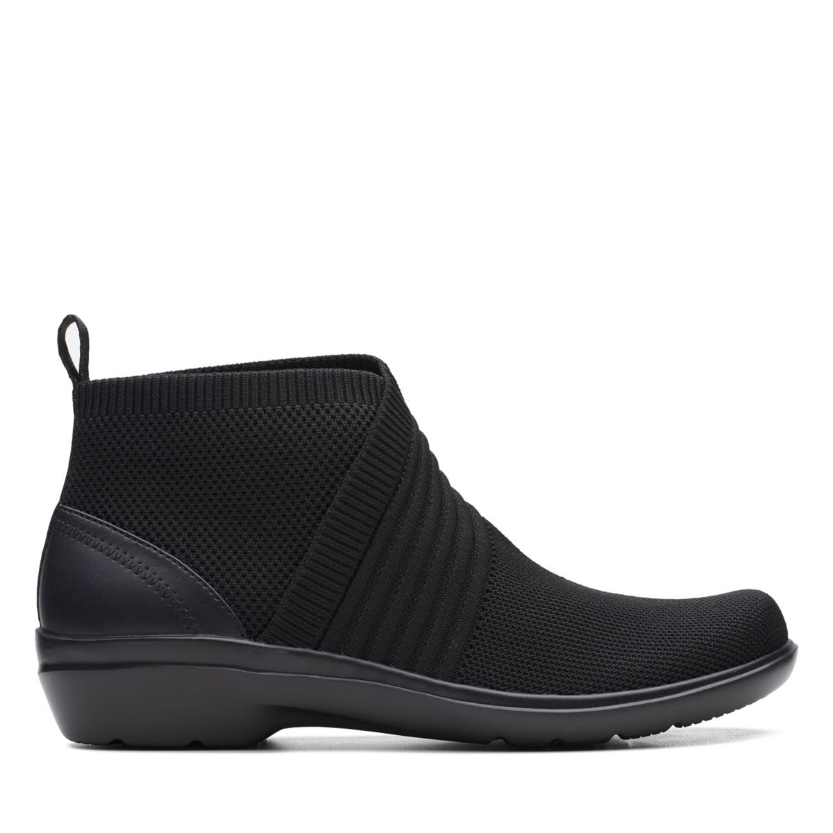 Női Clarks Sashlyn Mid Cut Bokacsizma Fekete | 27232555